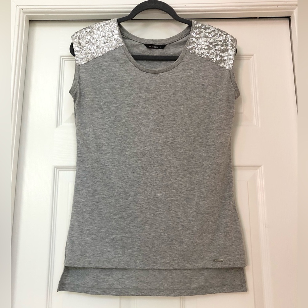 New Monnari Designer Sparkly Sequin Shoulders T-Shirt Blouse
